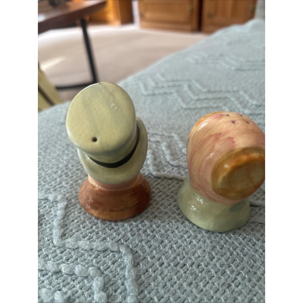 Vintage Beswick England Dickens Mr Micawber & Sairey Gamp Salt Pepper Shakers - Picture 4 of 6
